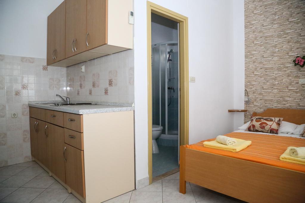 Apartments Dragica Milna  Luaran gambar
