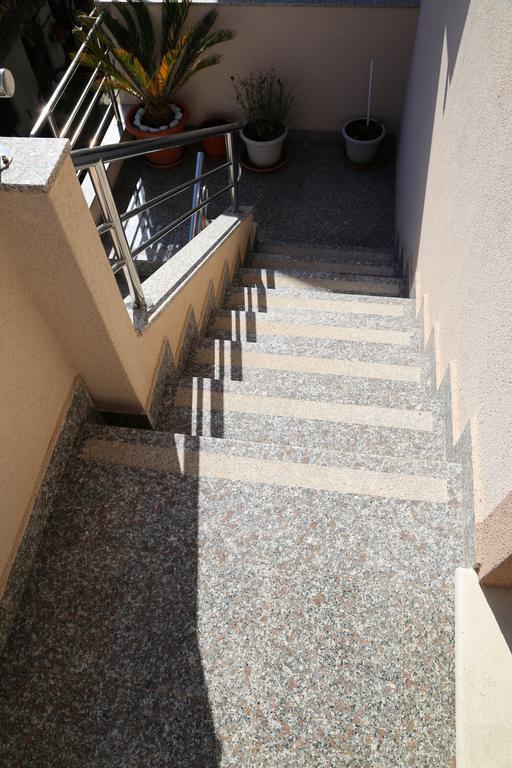 Apartments Dragica Milna  Luaran gambar